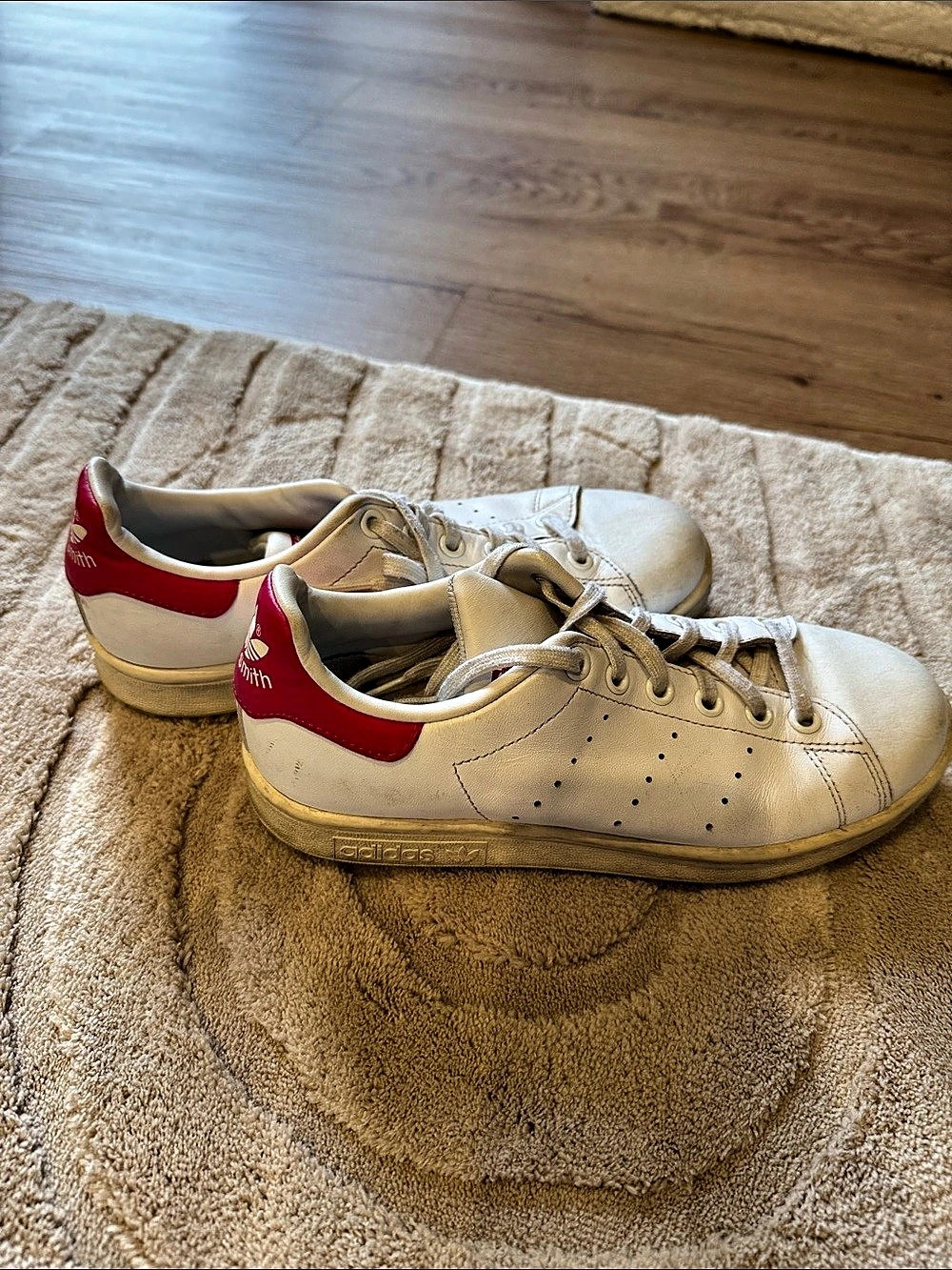 adidas Stan Smith Women's Sneakers US 4.5 White & Red